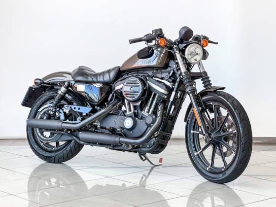 HARLEY-DAVIDSON SPORTSTER IRON 883 HARLEY-DAVIDSON SPORTSTER IRON 883